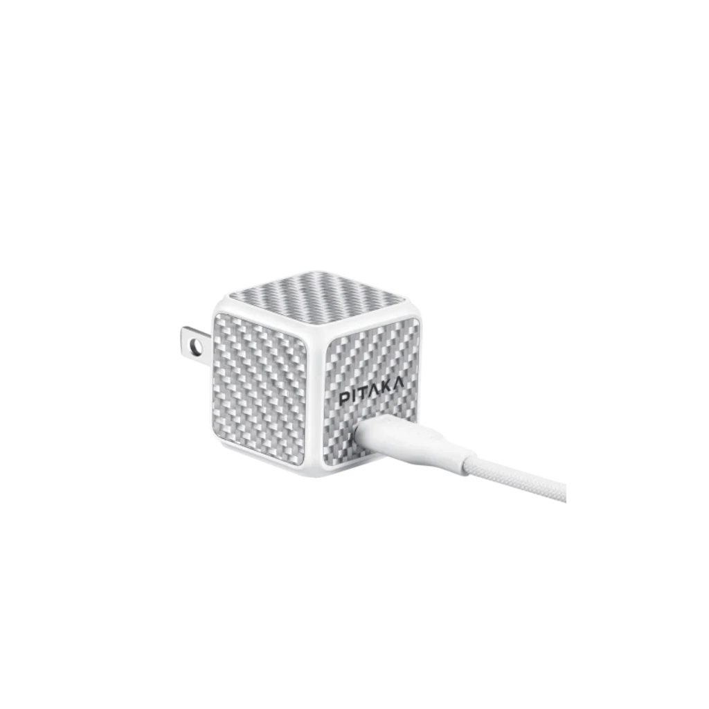 30W зарядно или C-C кабел