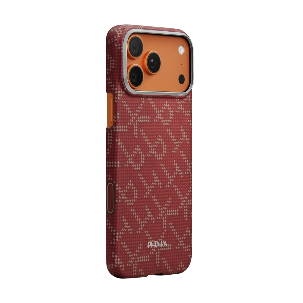 Калъфи за телефони PITAKA Monogram